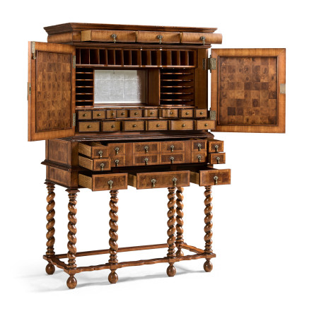 William & Mary Walnut & Oyster Secrétaire Cabinet 